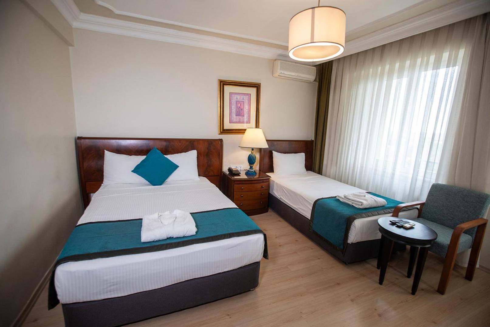 Hotel Simsek Edirne Ngoại thất bức ảnh